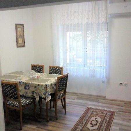 Apartman Veljic Ni Eksteriør bilde