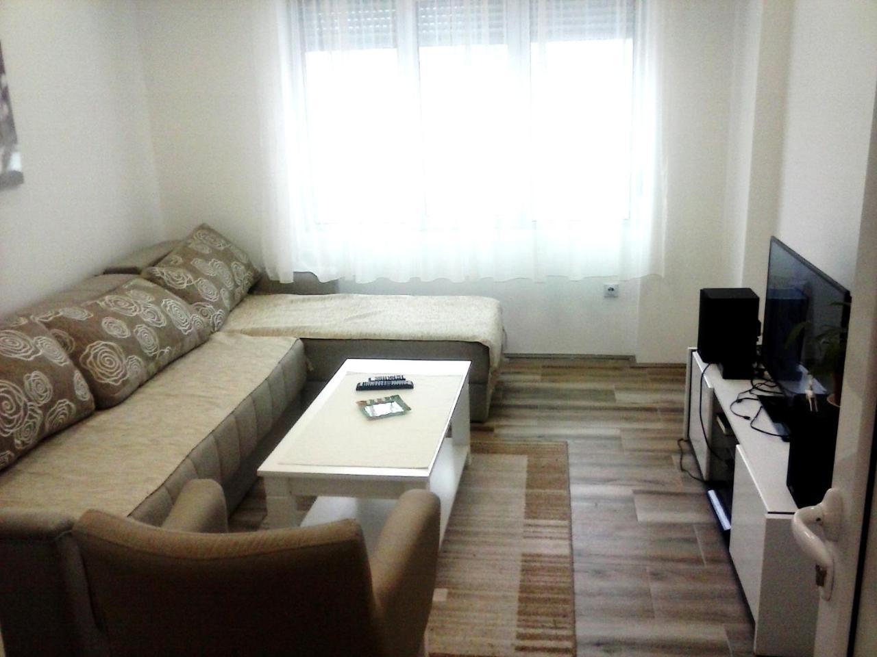 Apartman Veljic Ni Eksteriør bilde
